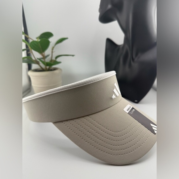 Adidas Women's Tan Visor with Climacool - Picture 5 of 7